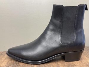 セリーヌ(CELINE)ジャクノ チェルシーブーツ靴底補修 – 目黒駅の靴修理