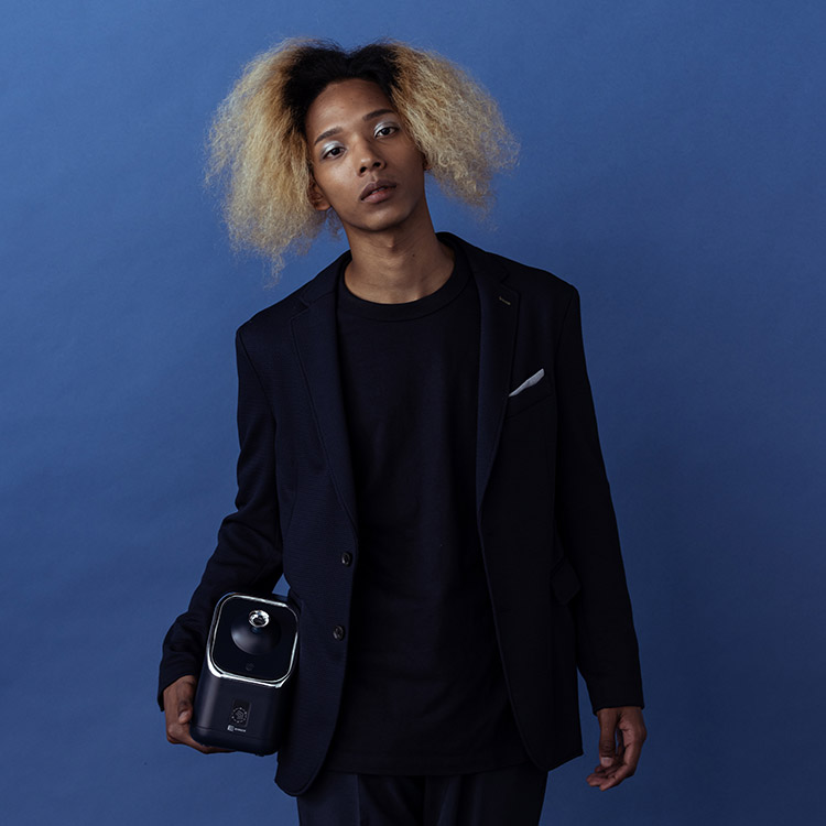 ハイブリッドフェイシャルスチーマー EVH-FC04 | EVOOCH(エボーク)