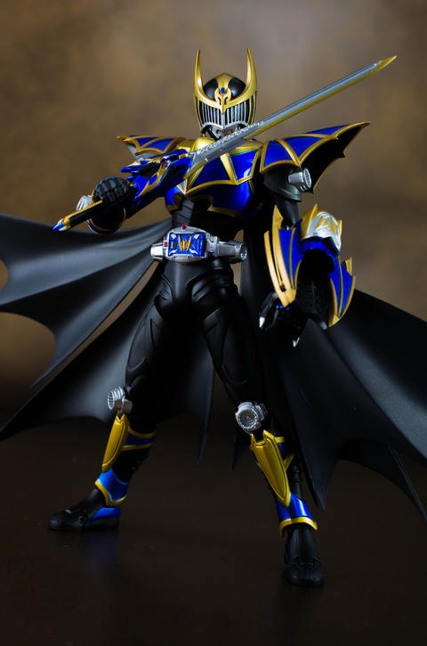 S.H.フィギュアーツ 仮面ライダーナイトサバイブ レビュー : ほっぱー