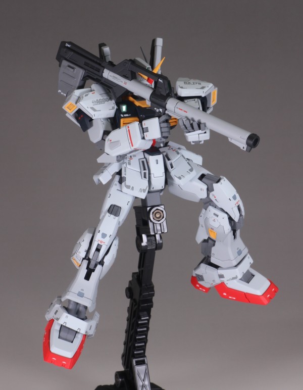 RG 1/144 ガンダムMk-II エゥーゴ仕様 全塗装 : Namicomのガンプラ