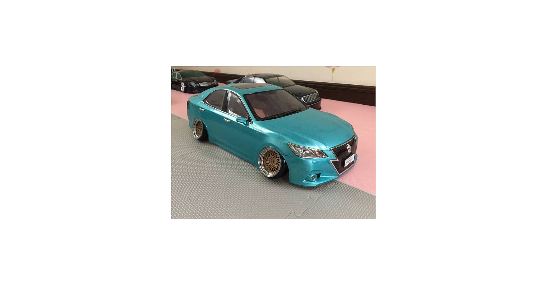 ラジコン 1/10 トヨタ 18クラウン ドリフト ラジコン 1/10 トヨタ 18