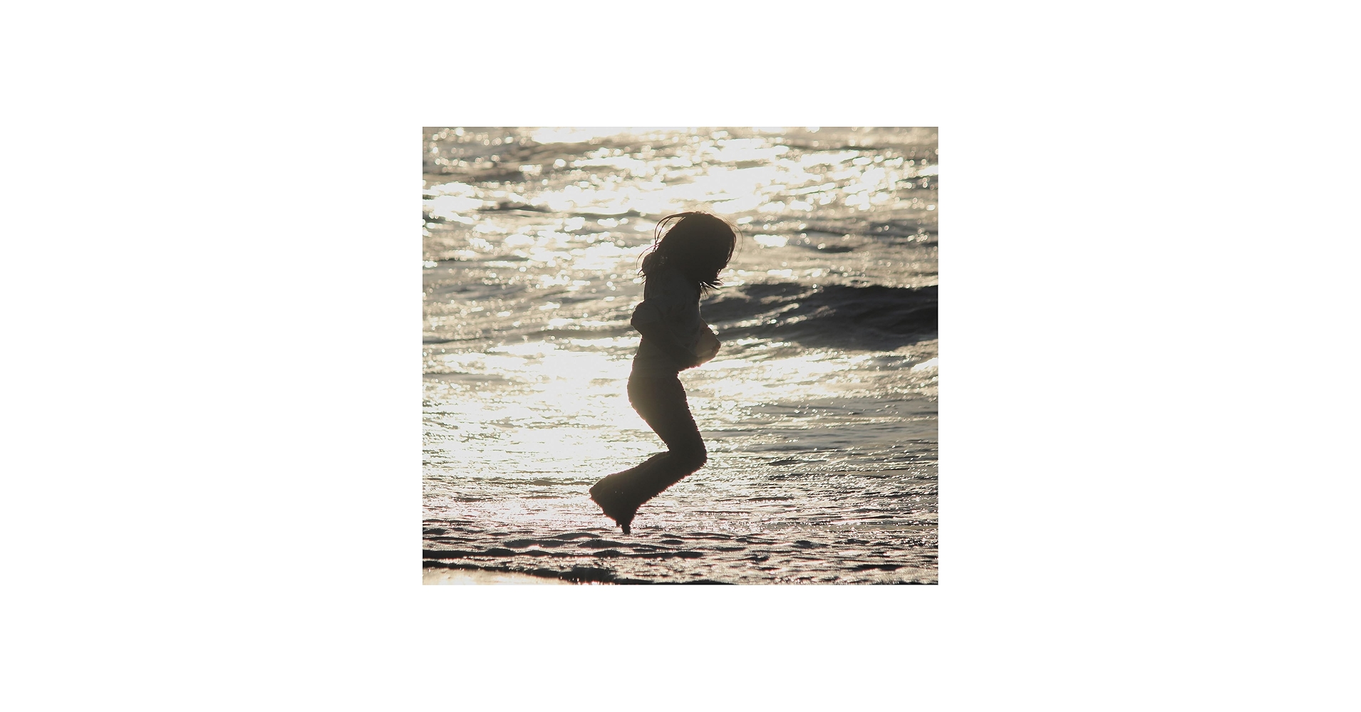 Amazon.co.jp: On the shore: ミュージック