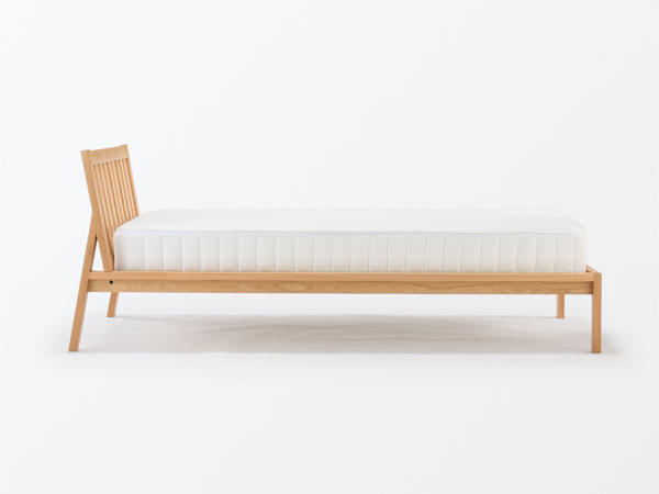 Amazon｜無印良品 木製ベッドフレーム ダブルサイズ 幅147×奥行202×高