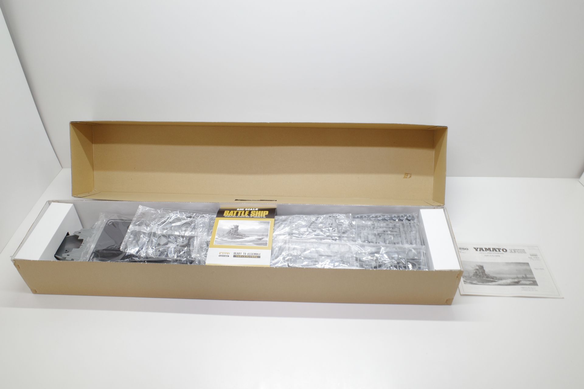 ARII アリイ 1/250 日本海軍 戦艦 大和 ヤマトフルディスプレイモデル