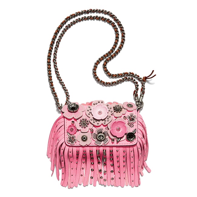 コーチ「ディンキー」が魅せる4つのパラレルワールド。｜Fashion