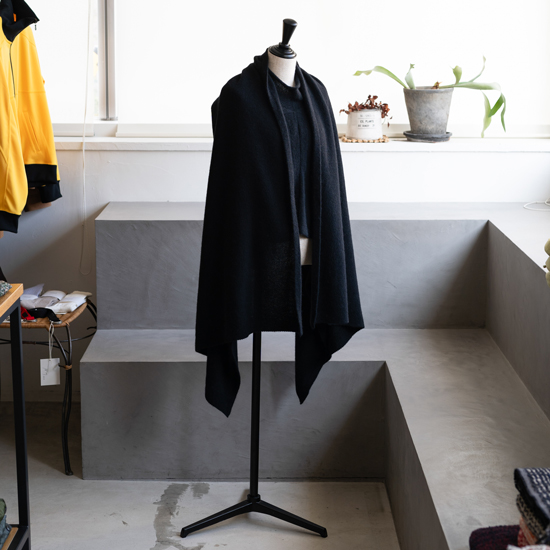 MITTAN ［KN-33］アルパカウールマント 2色展開 - Maiden Voyage