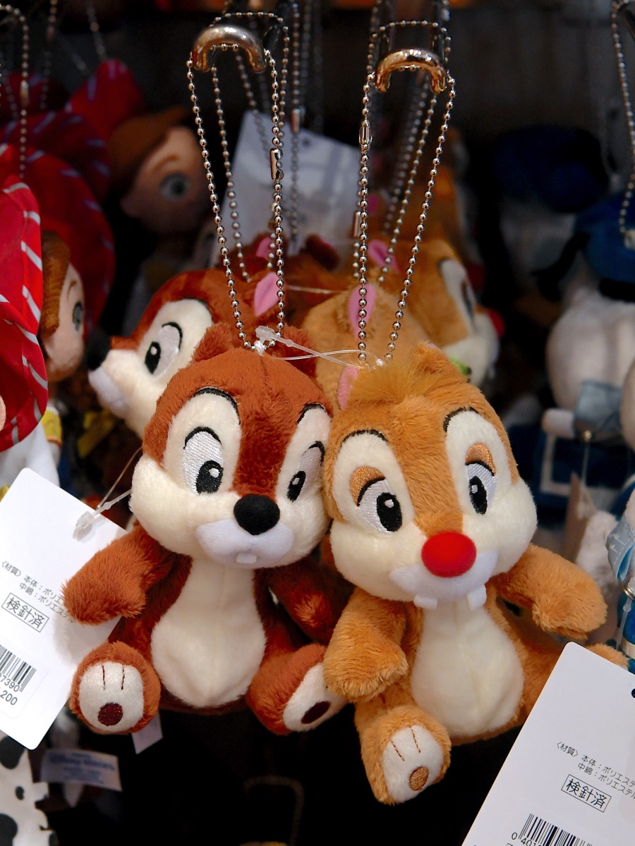 チップとデール ピエロ バッジつきキーチェーン チップとデール ピエロ