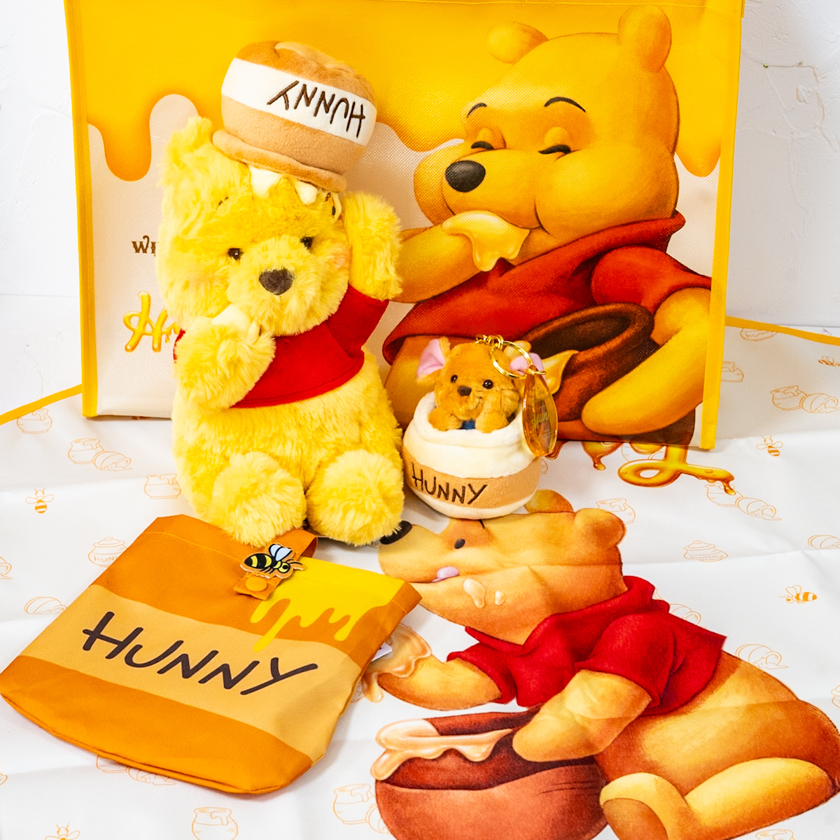 はちみつが大好きなプーさんをデザイン！ディズニーストア2025