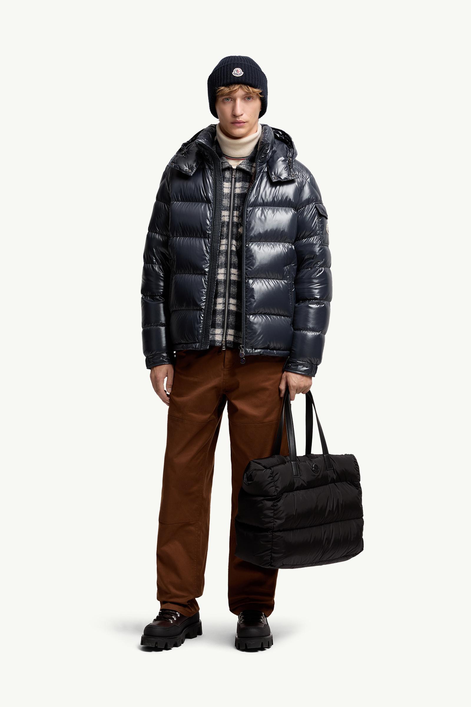 ネイビーブルー Moncler Mayaショートダウンジャケット : ショート