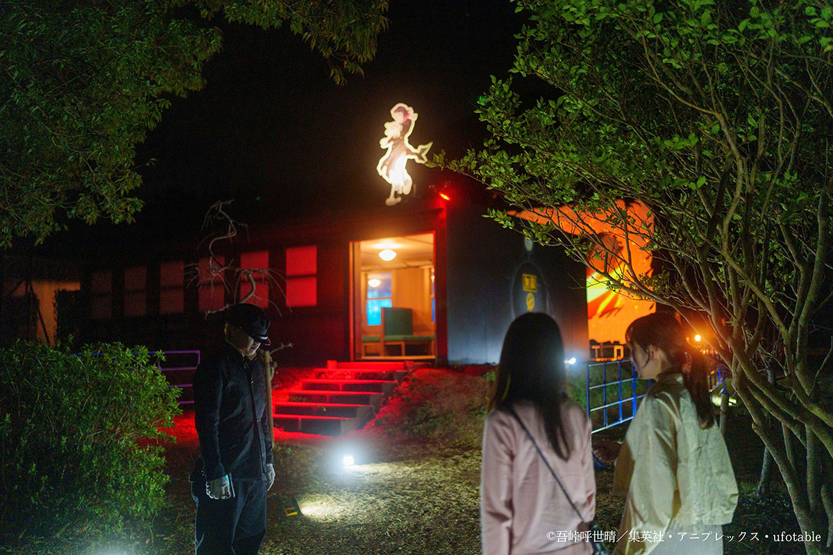 夜の淡路島に不気味に停まる「無限列車」へ乗り込もう！アニメ『鬼滅の