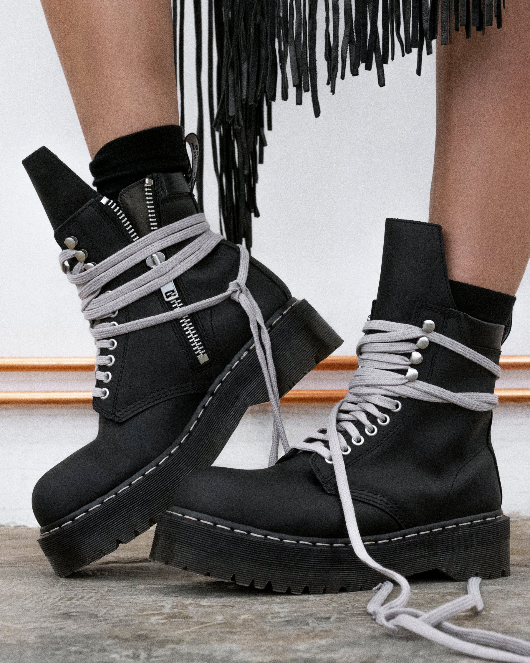 10月16日(木)発売開始 Rick Owens × Dr. Martens FW25