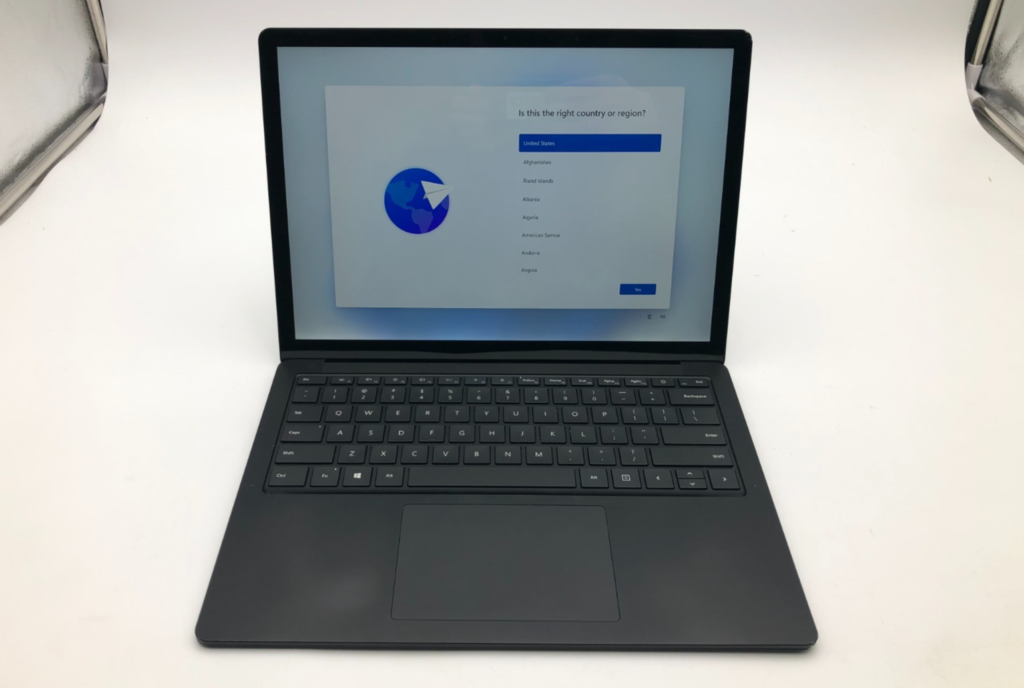 Microsoft Surface Laptop 4 i5-1145G7 8GB 512GB NVMe 13.5