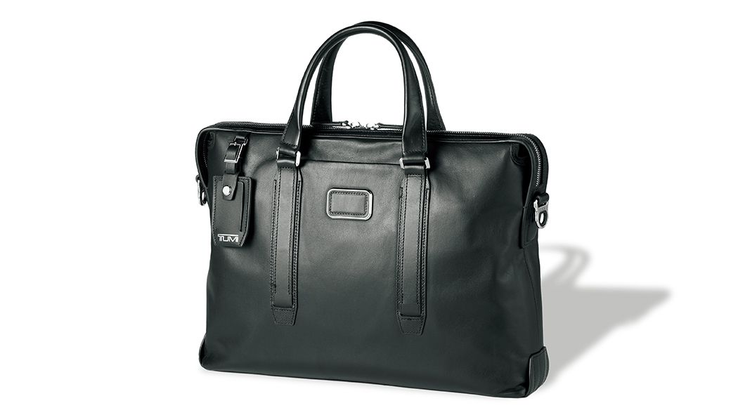 レザー製という意外性も新鮮TUMI（トゥミ）【勝負の鞄と靴。】：アエラ