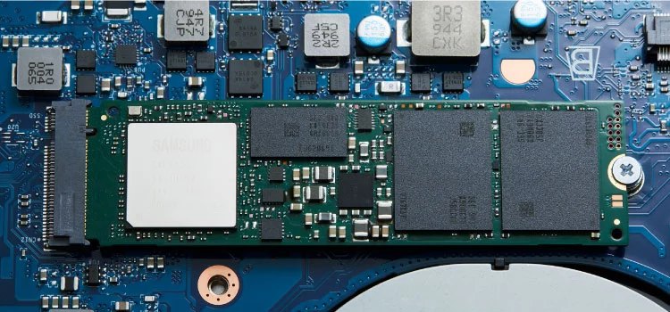 LAVIE N15(ノートパソコン)/スマートなのに、最高性能。オンライン