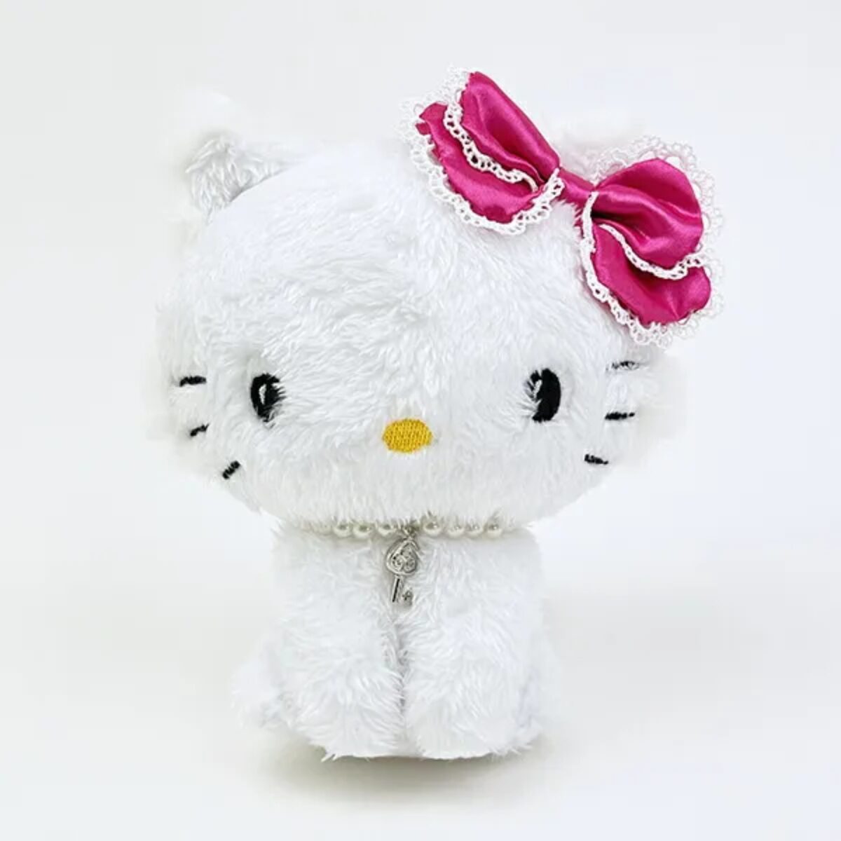 懐かしいって絶対つぶやいてしまう、、そんなエモい姿のチャーミー