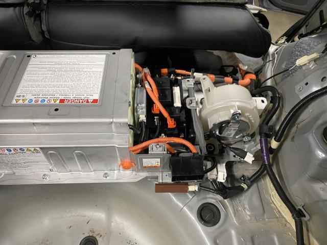 30プリウス前期 駆動用ハイブリッドバッテリー交換｜グーネットピット