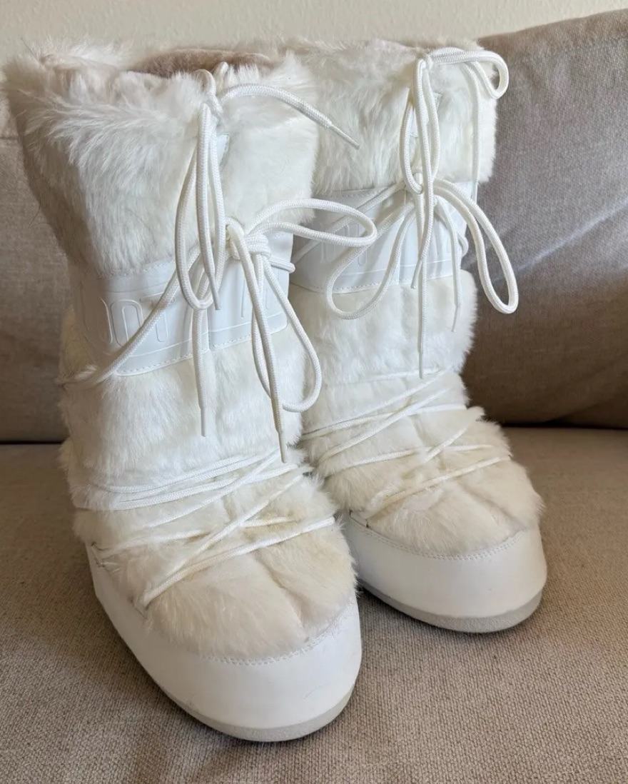 White Fur Moon Boots by Moon Boot - Pickle