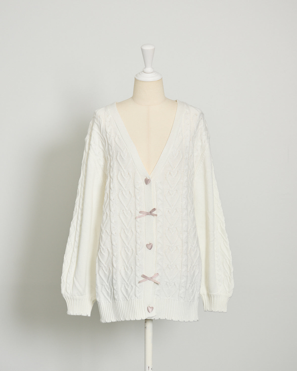 ハートボタンケーブルロングカーデ – pium