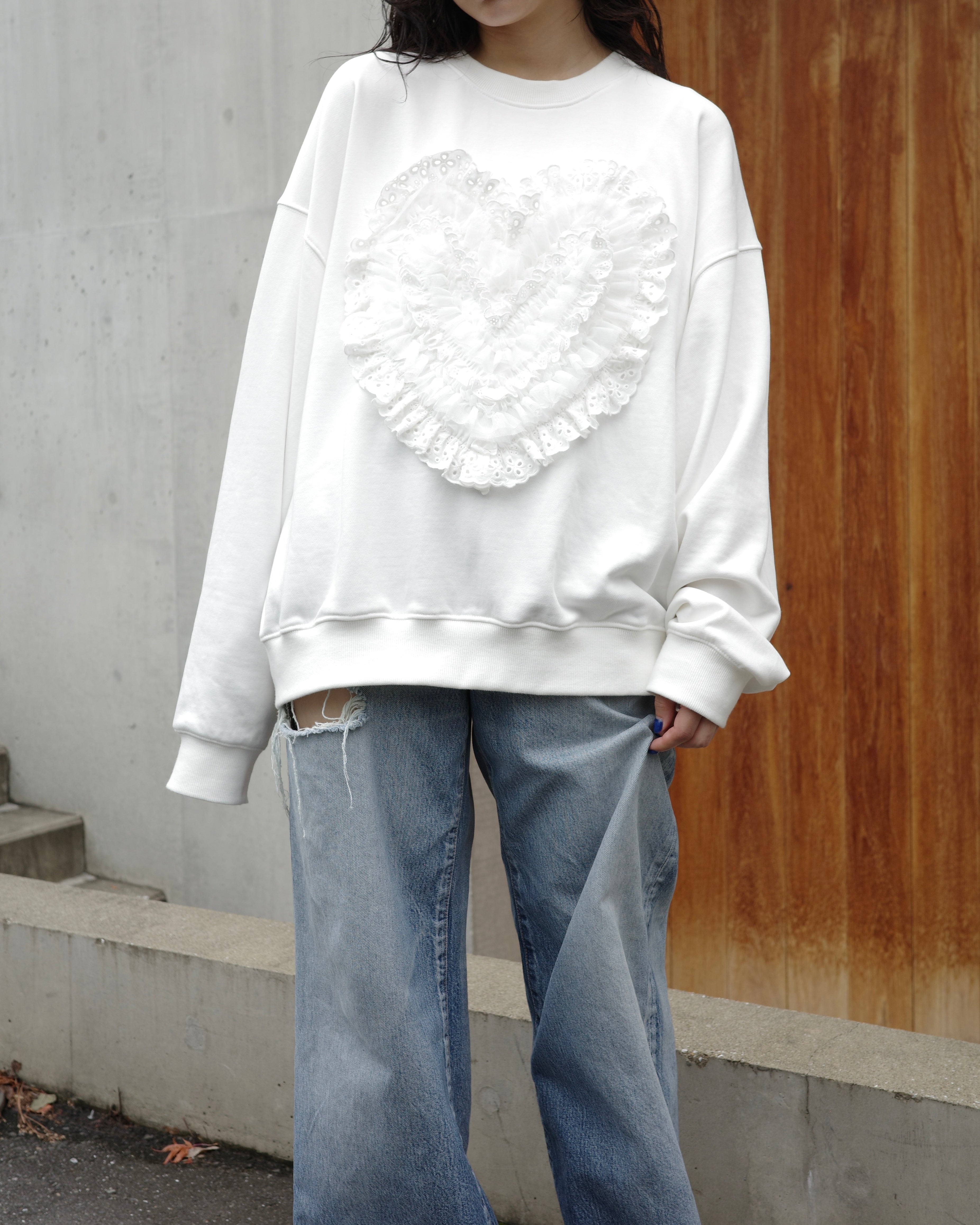 Cotton lace heart sweatshirt