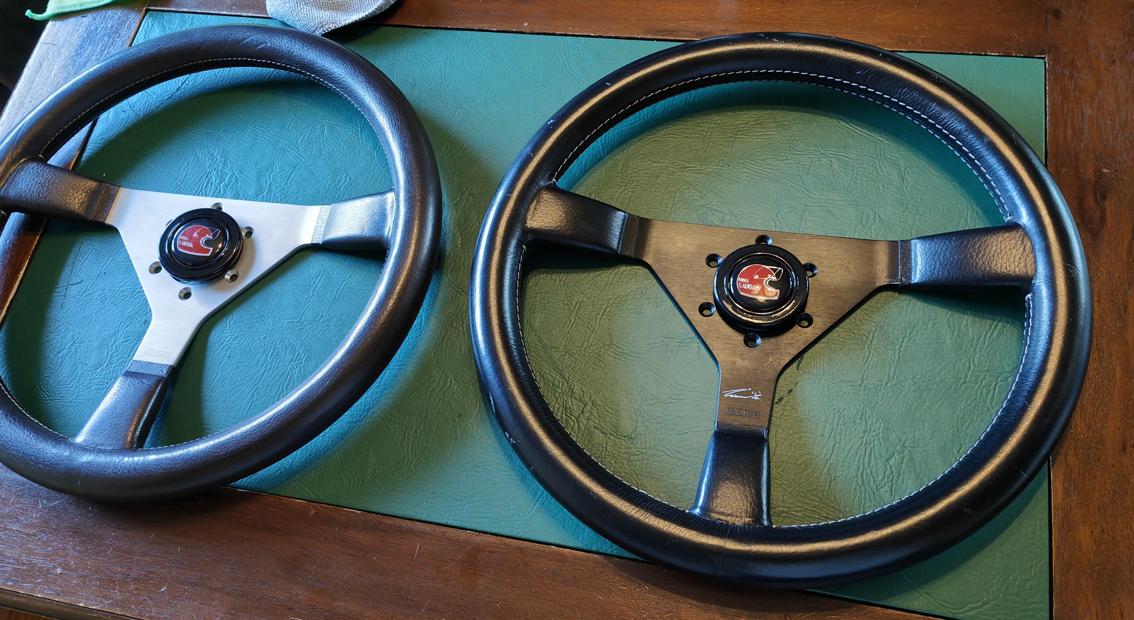 Rare 370mm Momo Niki Lauda Signature series steering wheel with