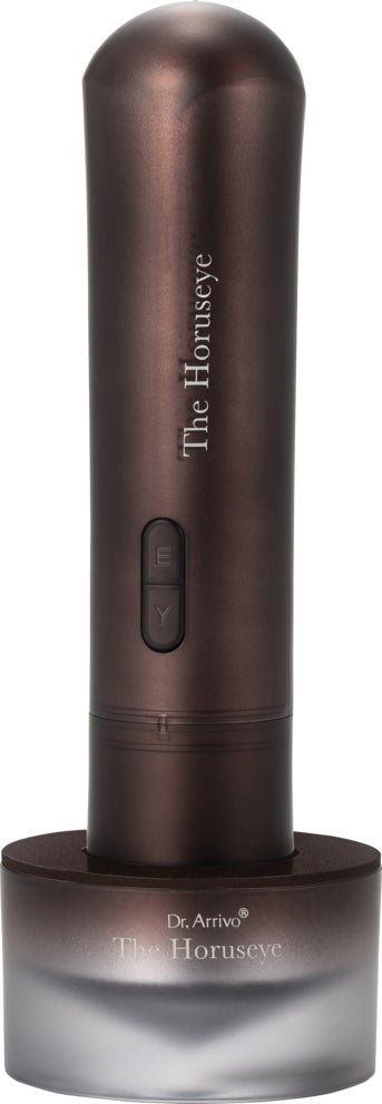 美顔器メーカー初となる、アリババ社とのコラボデザインの目もと美顔器