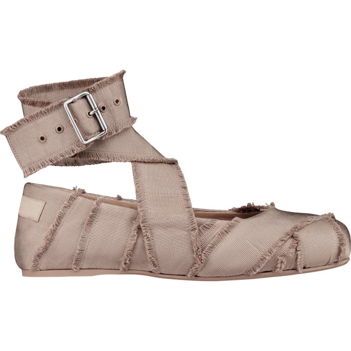 DIOR】2024年春夏 コレクションよりバレリーナシューズが新たに登場