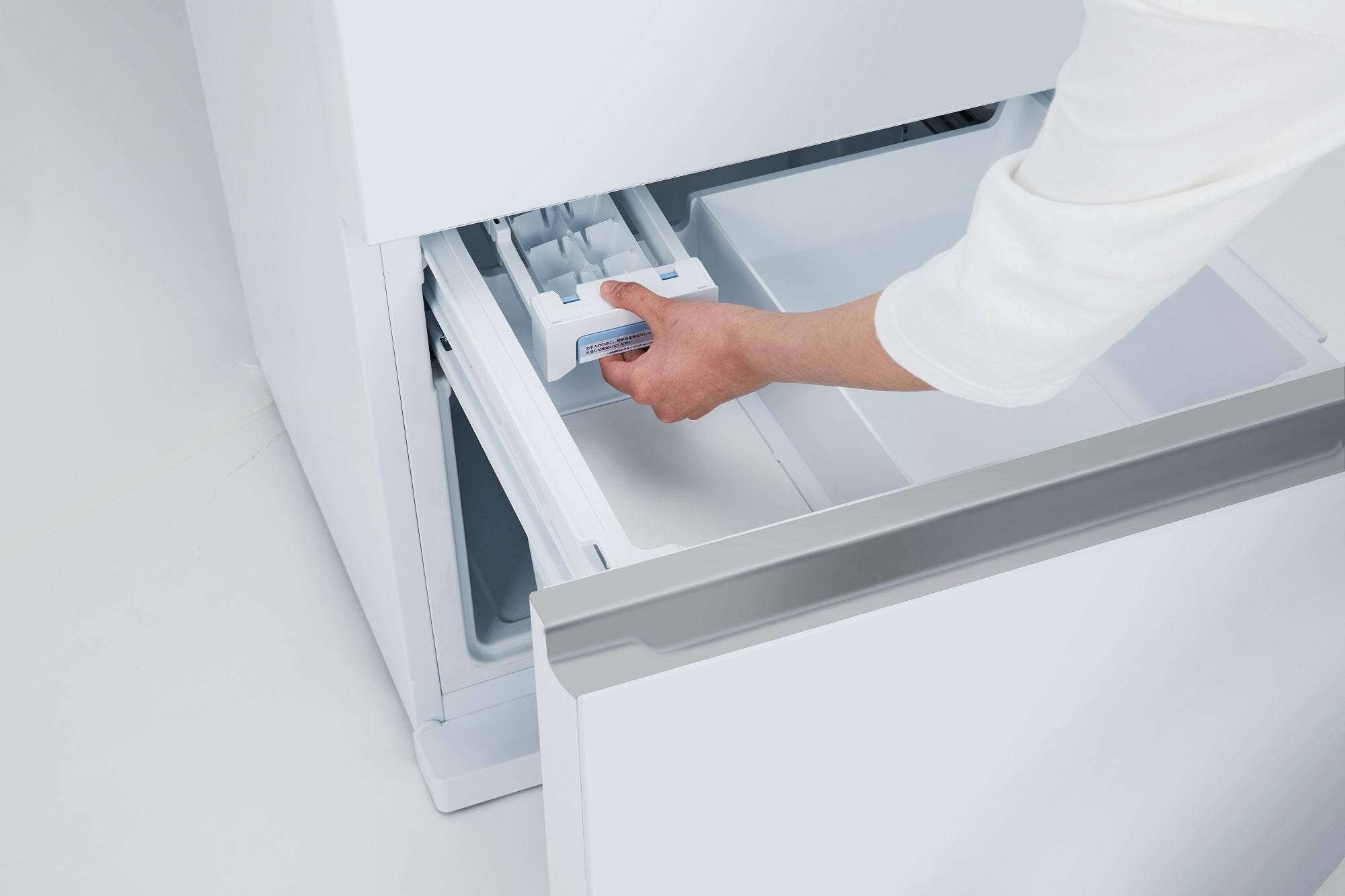 メ*リ様 2025年式/未使用/同棲・ファミリー向け冷蔵庫/358L/YRZ-F メ