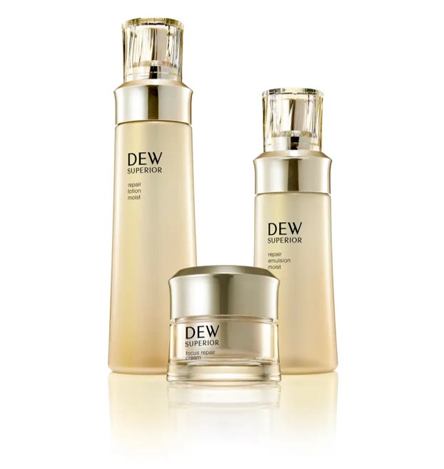 DEW SUPERIOR】カネボウ化粧品の英知を結集し、年齢を重ねた肌の複合的