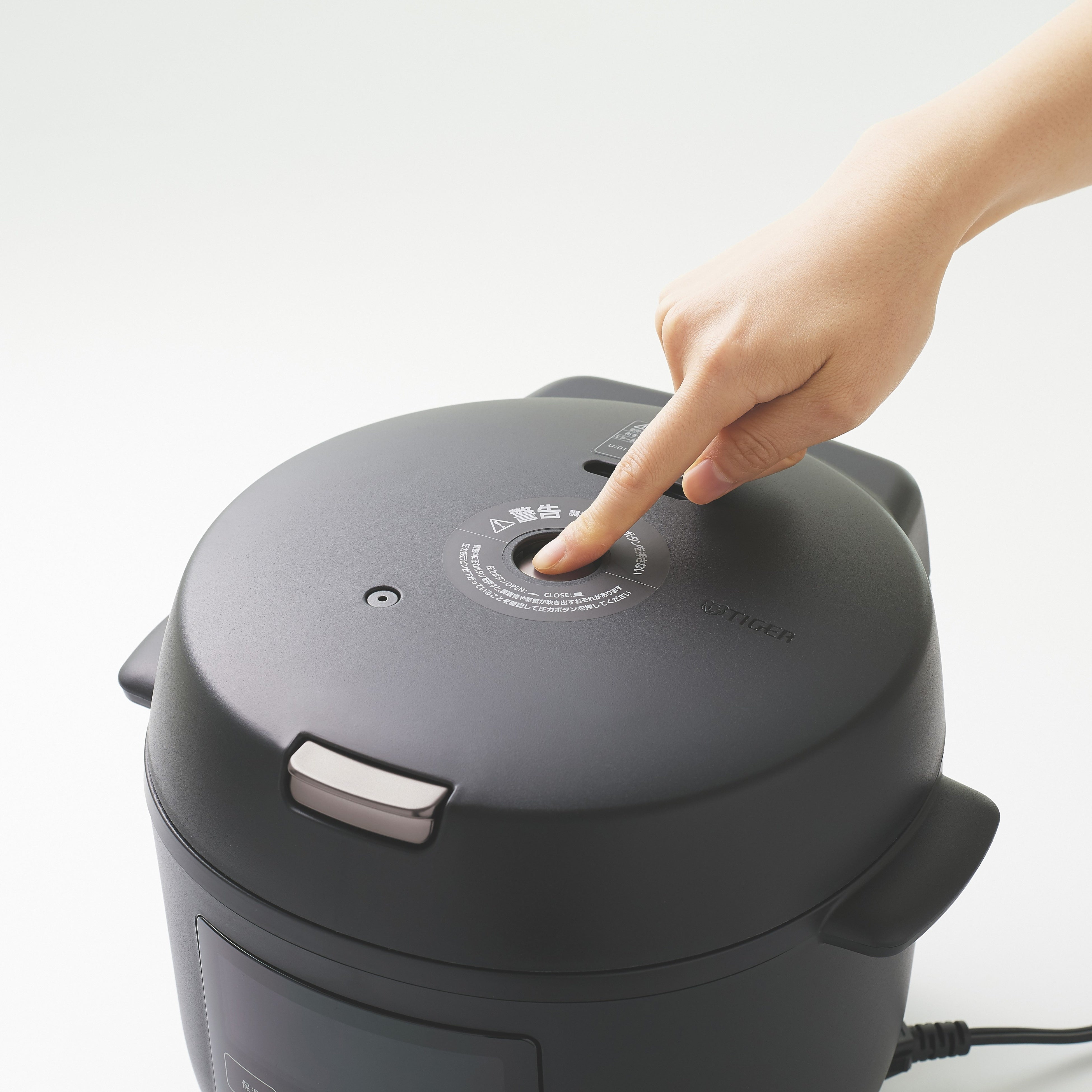 人気の電気圧力鍋「TIGER COOKPOT」が、1台11役に進化！新メニュー