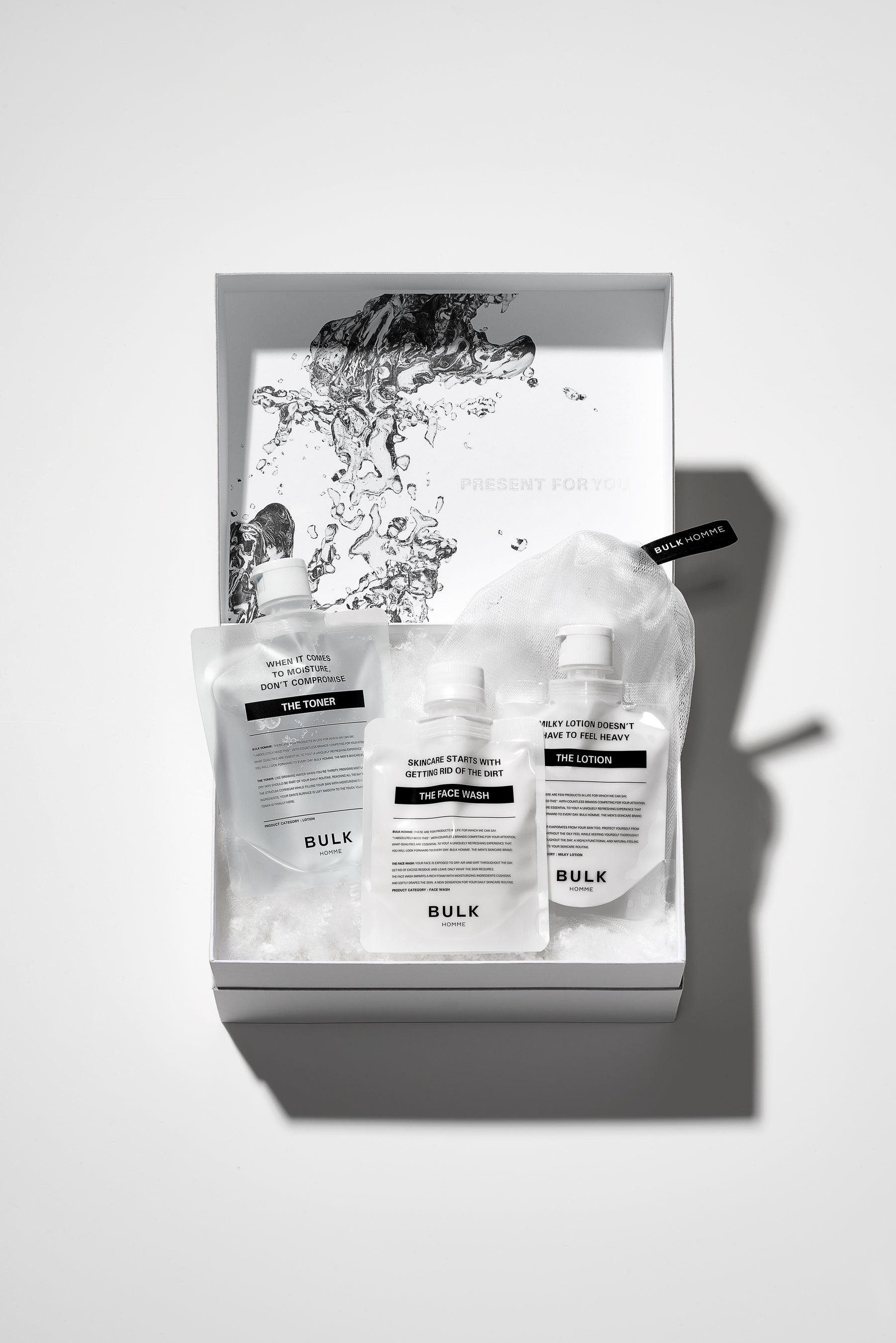 メンズスキンケアブランド「BULK HOMME」、思い出の瞬間を作る