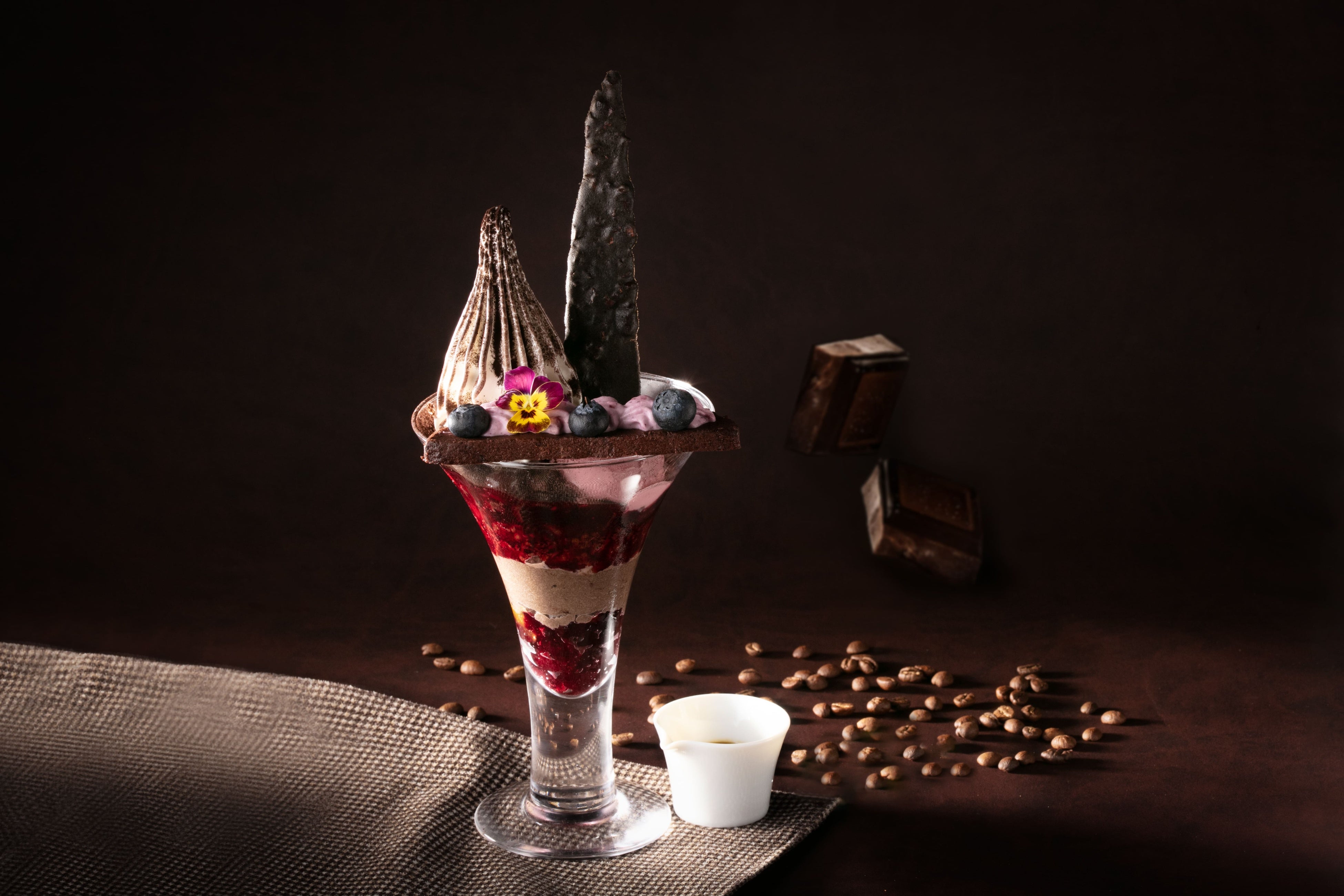 二ッコ－スタイル名古屋】チョコレートパフェ『コフレドショコラ』を1