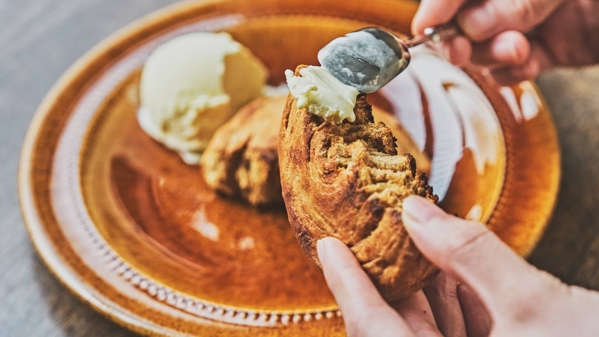 BASE BREAD さつまいも」7月30日（水）新発売 | ベースフード株式会社