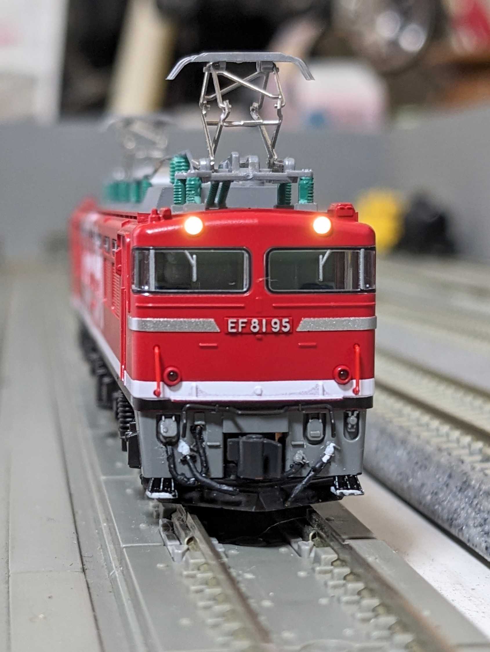 🔵入線整備 KATO 3066-F EF81 95号機 ﾚｲﾝﾎﾞｰ塗装機 - 竹ノ塚総合車両