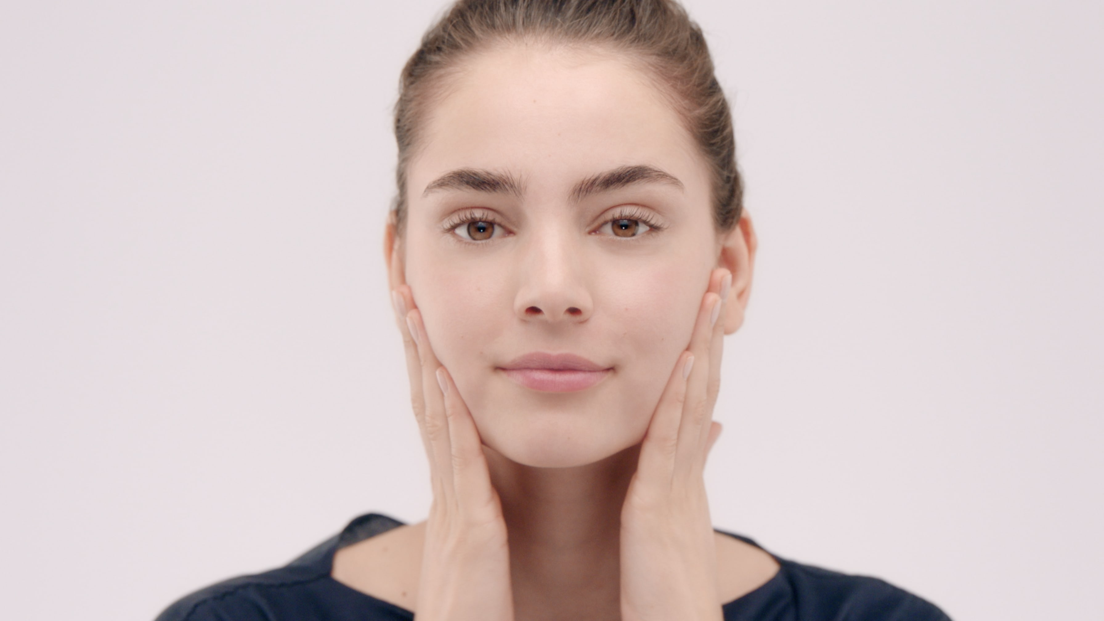 ル リフト フリュイド クリーム/乳液 | CHANEL シャネル