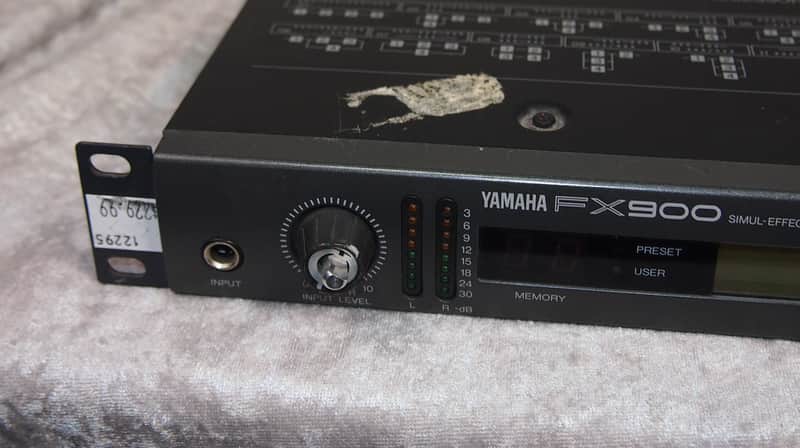 Yamaha FX-900 FX900 multi effect processor with FC900 foot | Reverb