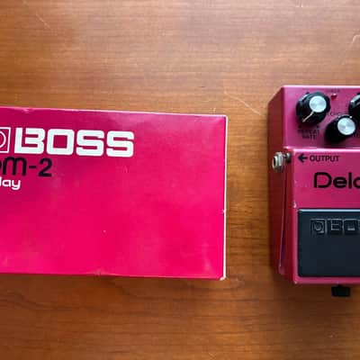 Boss DM-2 Delay Pedal | Reverb