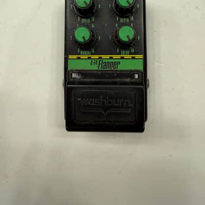 Guyatone VTm5 Mighty Micro Veri Trem Tremolo Rare Guitar Effect