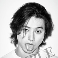 山崎賢人カレンダー2026」表紙＆購入者限定特典カットが解禁