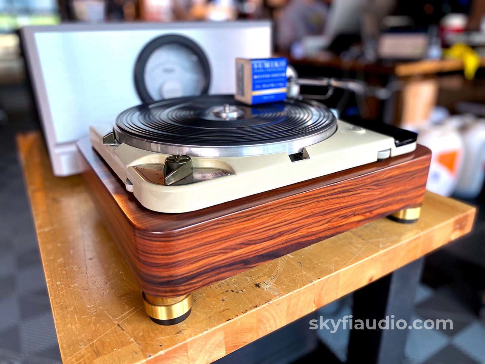 Thorens TD-124 SkyFi Custom Turntable w/SME Tonearm and New Walnut Pli