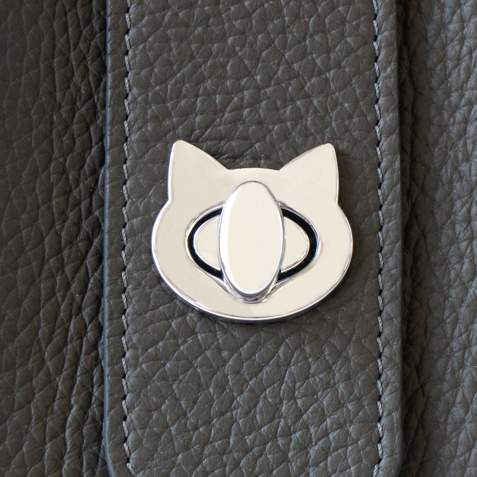 ショルダーバッグ PAW (パウ) キュイール・マッシュ / グラファイト