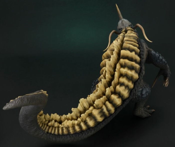 映画『シン・ウルトラマン』の「禍威獣(カイジュウ) ネロンガ」が