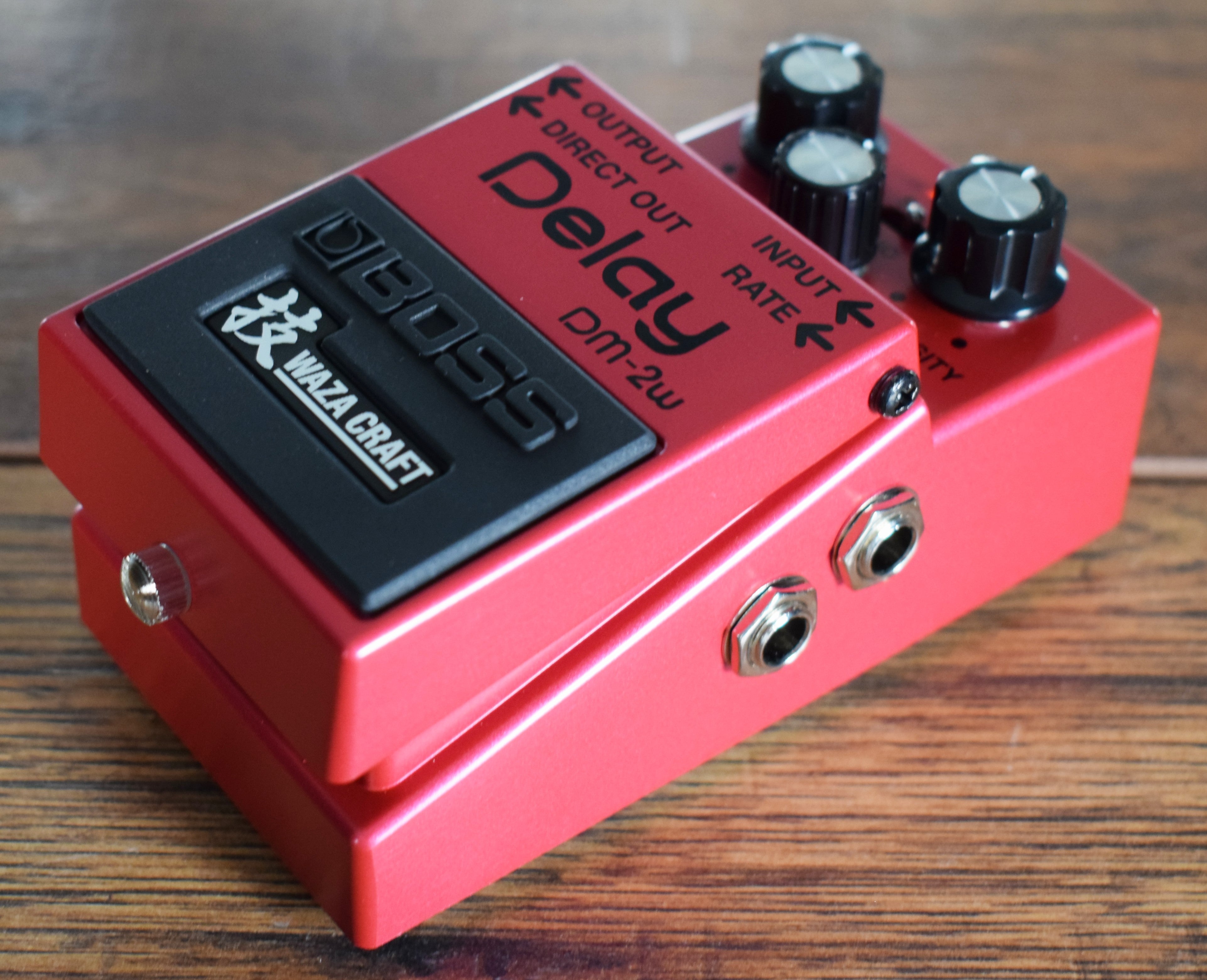 Boss DM-2W Waza Craft Analog Delay Guitar Effect Pedal – Specialty