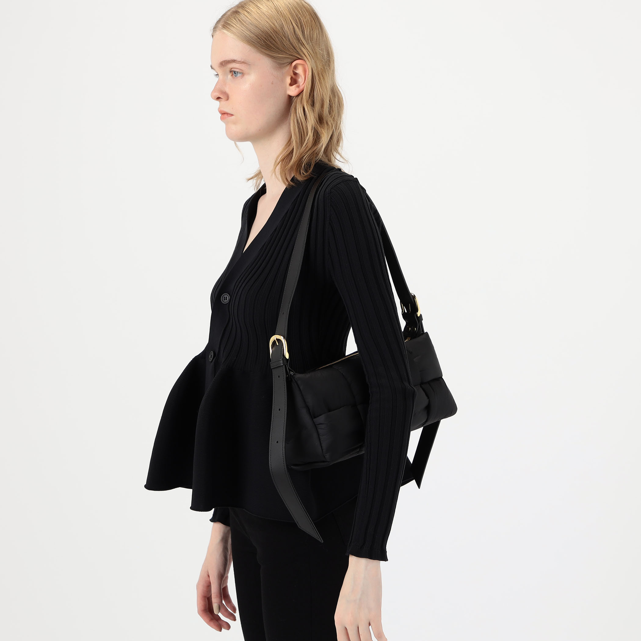 item876e08d46f6711f0baa30242ac