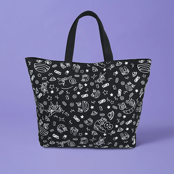 ワンピース】GEAR5 POP総柄 トートバッグ BLACK L: アパレル・バッグ