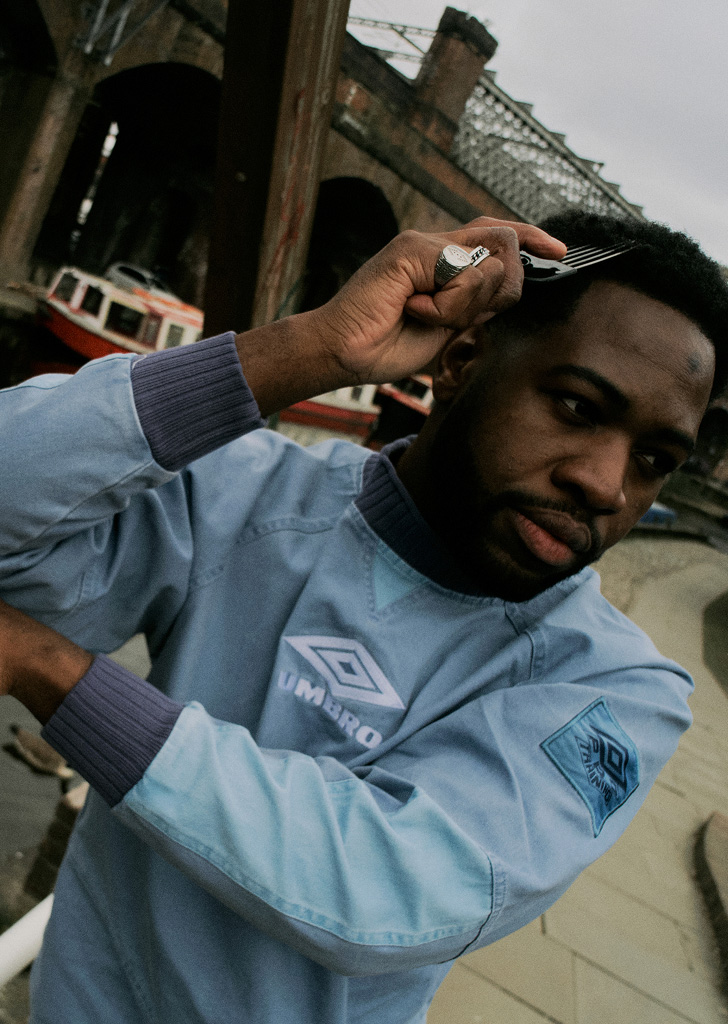 アンブロ復刻ドリルトップコレクション