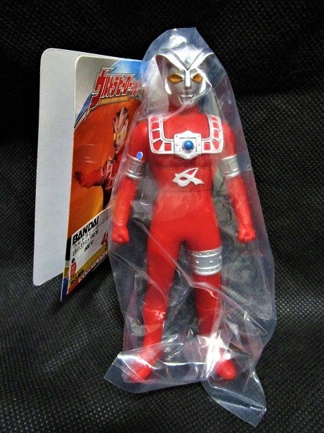 双子でも結構違う！ウルトラヒーローシリーズNo.13 アストラ | 徒然