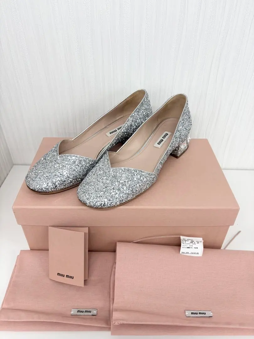 2026年最新】MIU MIU カラー：シルバー系 フラットシューズ・バレエ