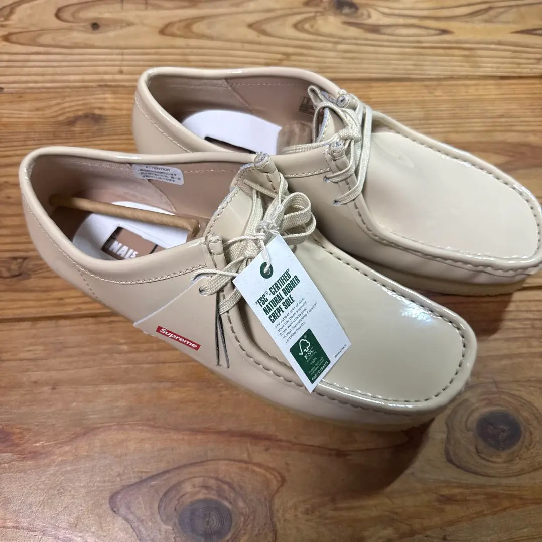 2026年最新】supreme clarks wallabee 23ssの人気アイテム - メルカリ