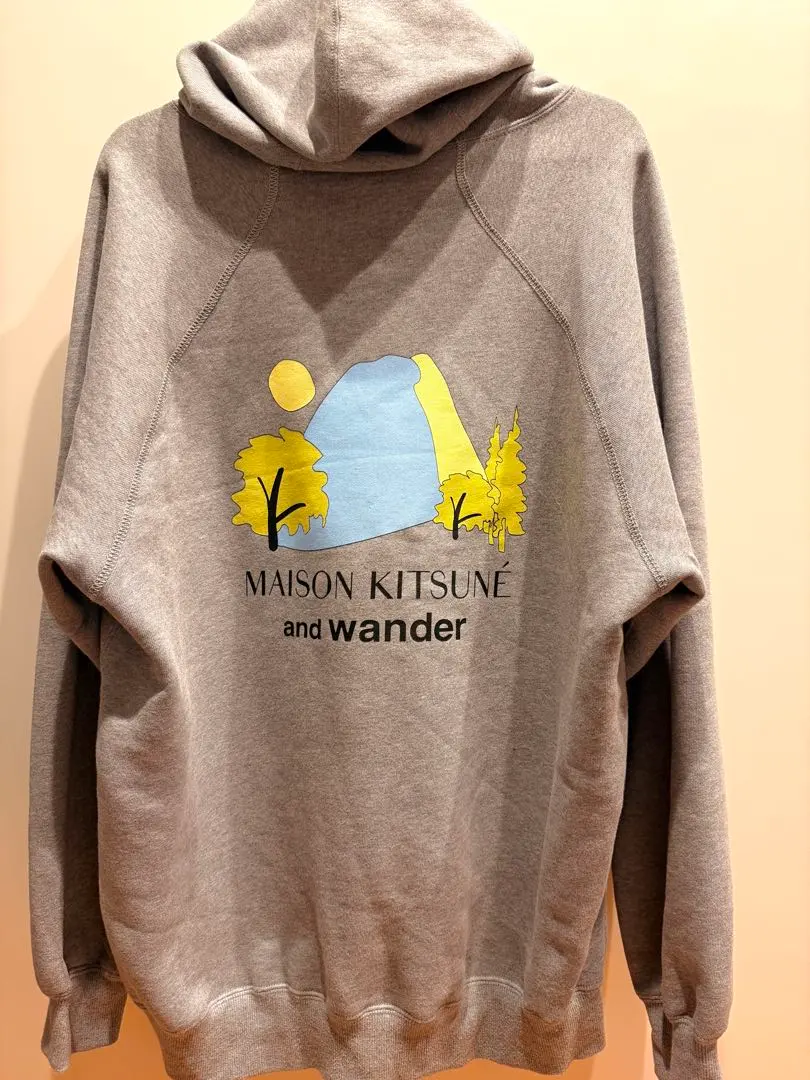 2026年最新】and wander maison kitsuneの人気アイテム - メルカリ