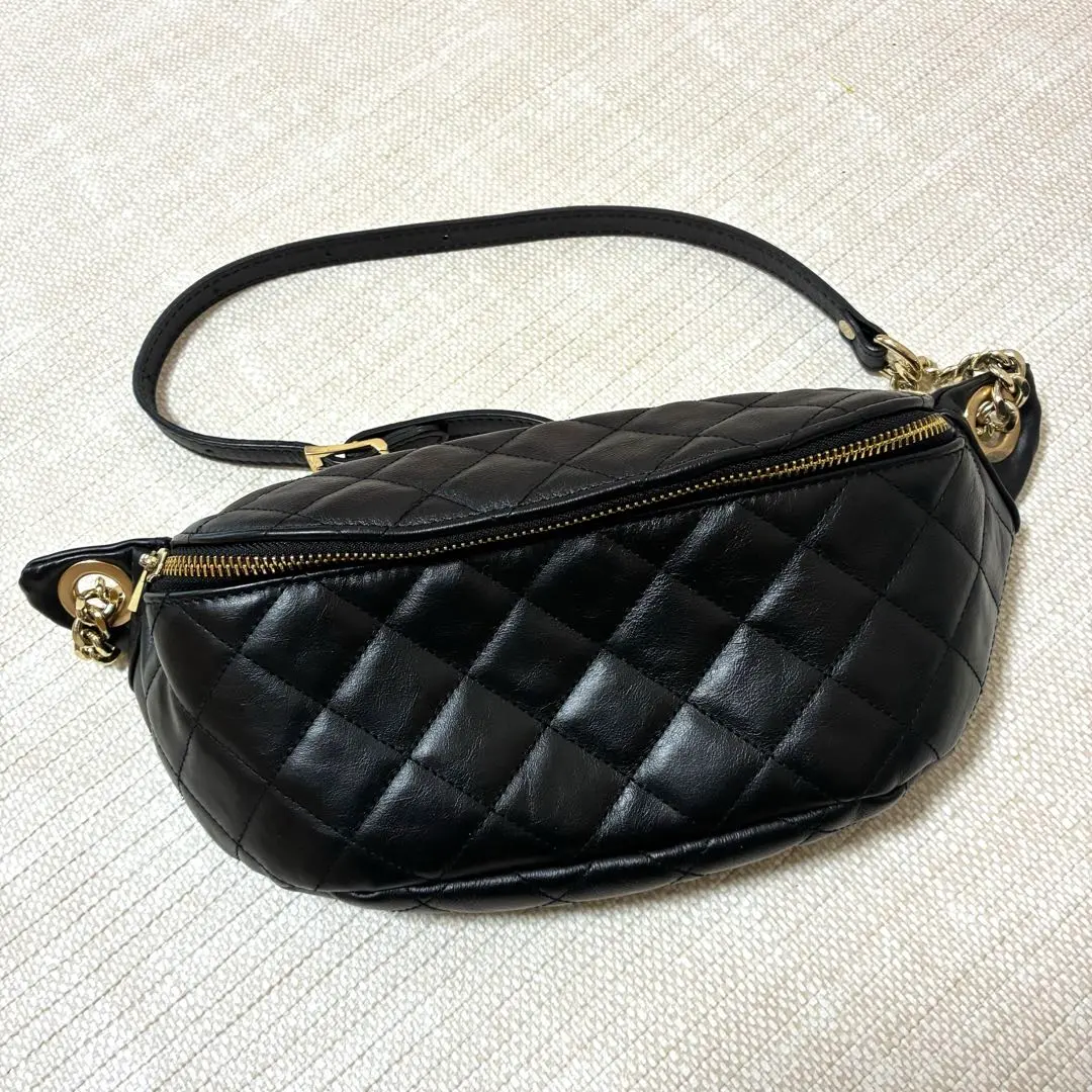 2026年最新】オウレンティ ボディバッグの人気アイテム - メルカリ